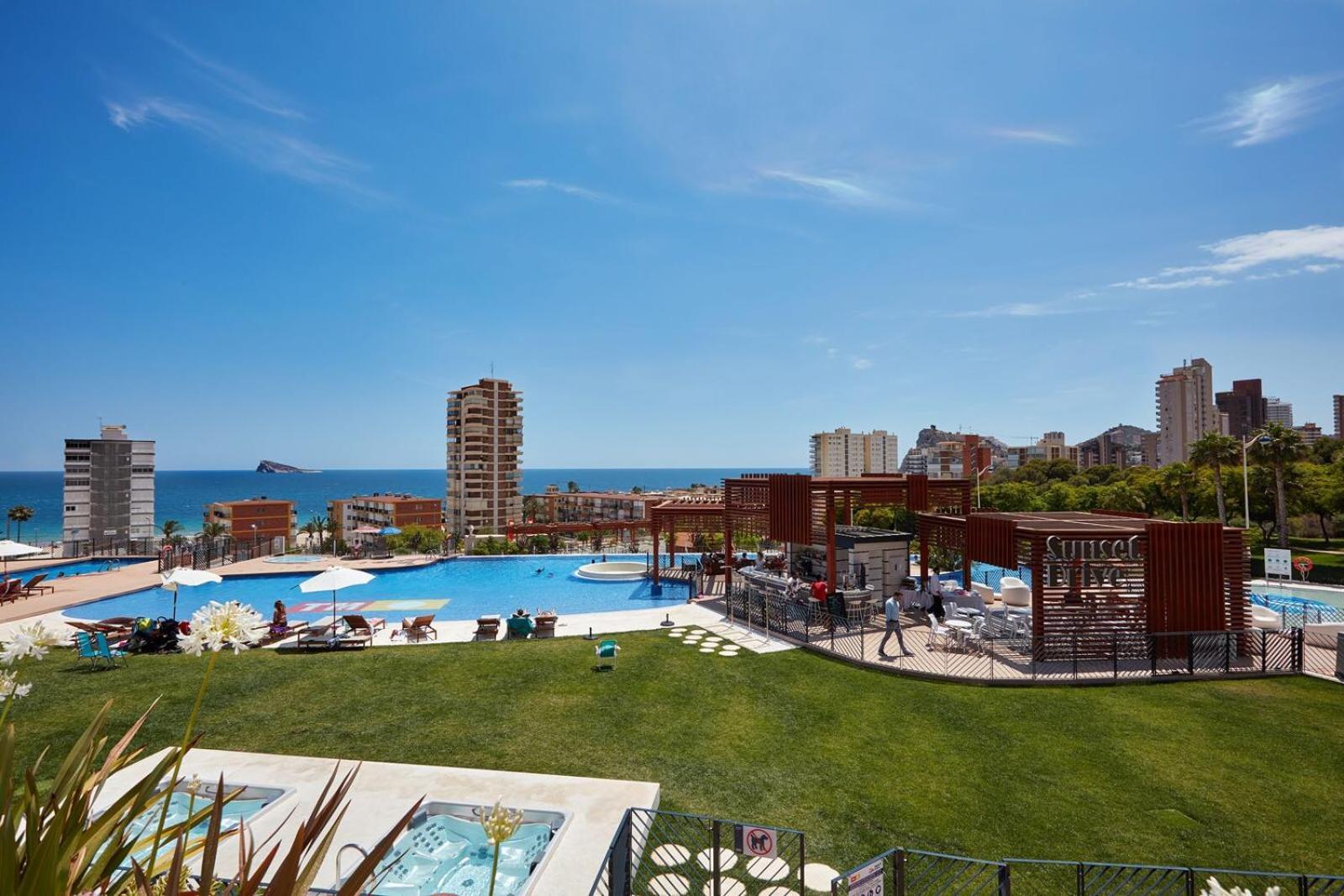 Amazing Apartment In Benidorm - Sunset Exterior foto